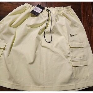 Nike Women's Swoosh Woven Utility Skirt Volt Neon 1x DC6943-701 Cargo 20"length